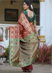 Sari de Seda Banarasi de Primera Calidad con Diseño Tejido a Mano para Ocasiones Especiales y Ceremonias Disponible para la Venta - Product Image 5