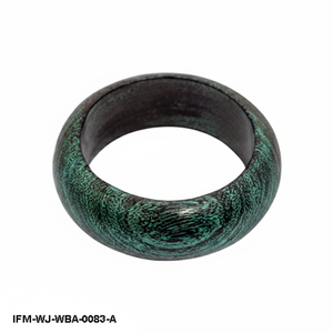 Bracelet manchette en bois laqué vert vieilli fait main, style ethnique, bijou artisanal pour femme - Product Image 2