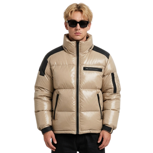 Veste matelassée pour homme à manches longues avec panneau en chevron blanc contrastant, tissu microfibre de haute qualité, résistante au vent, à capuche - Product Image 3