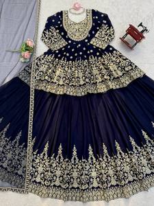Robe Anarkali bleue de qualité supérieure pour femmes avec broderies, robe indienne Anarkali - Product Image 6