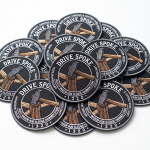 Parches Bordados Personalizados al por Mayor con Cierre de Palanca Redondo para Cerrajería, Insignias de Ferretería a Granel del Fabricante - Product Image 6