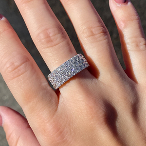 Bague de fiançailles en diamant taille brillant rond, certifiée IGI, moissanite VVS, plaqué or jaune, avec alliance éternité en diamant - Product Image 6