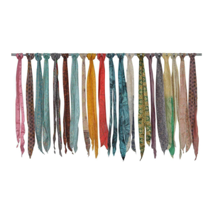 Écharpe Vintage en Soie Sari Multicolore, Foulard de Cou, Accessoire de Mode Bohème, Bandeau pour Cheveux Femme, Ceinture, Cadeau Chic pour Mariage et Festival - Product Image 1