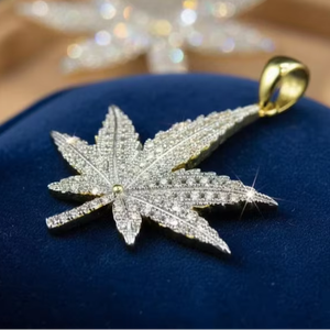 Collar con colgante de hoja plateada con incrustaciones de moissanita, estilo diamante, brillante, estilo urbano, joyería llamativa, regalo para hombre - Product Image 1