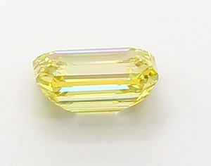 Diamant jaune intense fantaisie de qualité supérieure 0,99 ct, taille émeraude, VS1, polissage excellent, pour bagues de fiançailles de luxe sur mesure, fabrication en usine. - Product Image 2