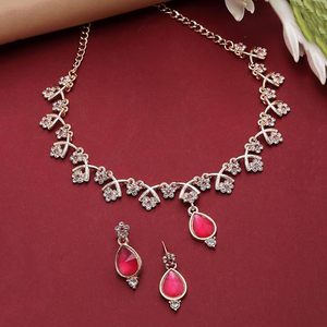 Ensemble collier et boucles d'oreilles en alliage de zinc plaqué or rose avec cristaux de strass, design floral, bijoux romantiques pour mariage pour femmes - Product Image 3