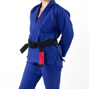 100% coton conception karaté uniforme Gi personnalisé blanc unisexe OEM personnalisé formation Logo Style ensemble vêtements de sport porter jiu jitsu kimon - Product Image 3