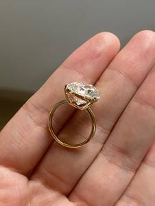 Bague de fiançailles solitaire en diamant de laboratoire taille poire de 10 carats, certifiée IGI - Product Image 5