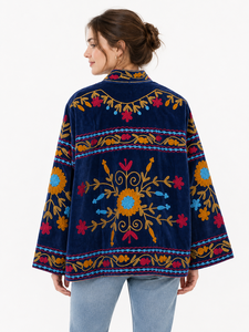 Chaqueta de terciopelo para mujer con bordado Suzani, abrigo bohemio con estampado floral, ropa de abrigo étnica hecha a mano para invierno - Product Image 2