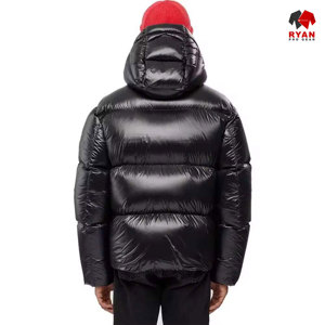 เสื้อแจ็คเก็ตพัฟเฟอร์ผู้ชายแบบกำหนดเองสำหรับฤดูหนาว มีฮู้ด ปิดด้วยซิป โลโก้แบบกำหนดเองด้านหน้า ผ้าระบายอากาศได้ดี ออกแบบตามแบบ OEM - Product Image 2