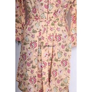 เดรสยาวพิมพ์ลายดอกไม้ผ้าฝ้าย แขนสไตล์เกาหลี พิมพ์ลายด้วยมือ คอวี ไซส์มินิ เสื้อเชิ้ตสไตล์ลำลอง ใส่ไปงานปาร์ตี้ฤดูร้อนได้ - Product Image 6