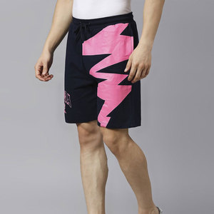 Shorts Bermuda pour hommes, imprimé géométrique noir et rose, avec cordon de serrage à la taille et poches, style décontracté, vêtements d'été - Product Image 4