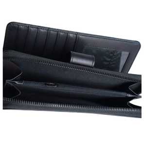 Cartera Larga de Mujer Hecha a Mano en Indonesia, de Cuero Genuino y Ratán Natural, Ecológica, con Diseño Elegante - Product Image 5