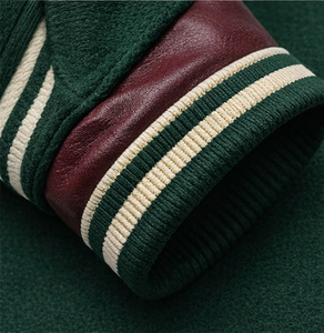 Blouson universitaire personnalisé OEM, marque privée, corps en laine, manches en cuir, blouson Letterman, vente en gros, commande en gros, épais, style universitaire - Product Image 6