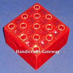 Beautiful Handmade Zari Embroidery With Beaded Work On Square Shape Jewelry Boxes For Festival And Wedding Function Gift Purpose - Product Image 5