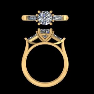 แหวนหมั้นเพชรทรงกลมสามเม็ด ประดับด้วยเพชรทรงบาแกตต์ด้านข้าง ทองคำสีเหลือง แหวนแต่งงานแบบ Cathedral เครื่องประดับเจ้าสาว - Product Image 3