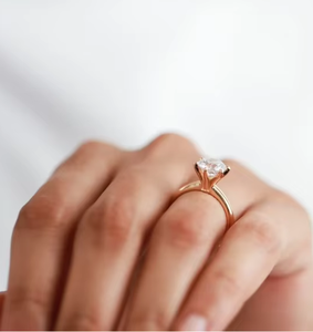 Anillo de Compromiso con Diamante de Laboratorio de Corte Redondo de 2 Quilates, Oro Rosa de 14K/18K, Certificado por IGI, Anillo Sencillo para Uso Diario - Product Image 6