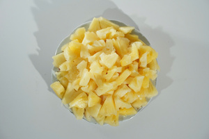 สับปะรดกระป๋องในน้ำเชื่อมอ่อน รสหวาน สับปะรดเวียดนาม A10 1600 กรัม - Product Image 6