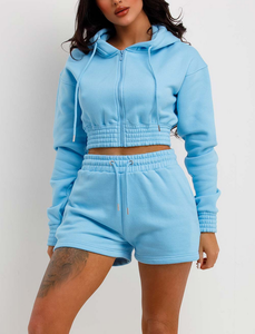 Ensemble de survêtement court et sexy pour femme, anti-rides, haut de gamme, fabriqué sur mesure par OEM, en mélange léger de polyester/coton, style sportif - Product Image 1