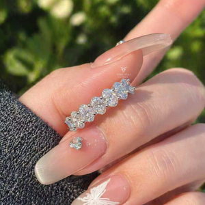 Anillo de Compromiso de Oro Sólido de 14K con Diamante Ovalado Cultivado en Laboratorio DEF VVS de 2CT/3CT, Media Eternidad, Oro Amarillo de 14k - Product Image 4