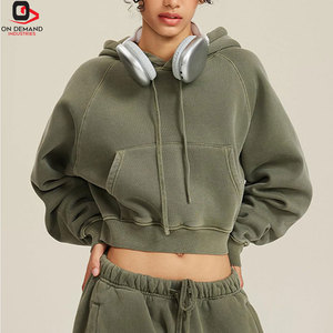 Sweat-shirts à capuche surdimensionnés pour femmes de haute qualité, fabriqués en tissu polaire premium, avec capuche réglable et style moderne. - Product Image 1