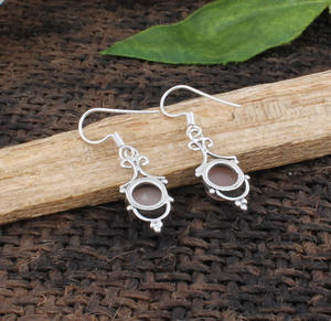 Boucles d'oreilles pendantes en pierre de lune pêche naturelle, argent sterling 925, bijoux de fête, fabricant en gros - Product Image 6