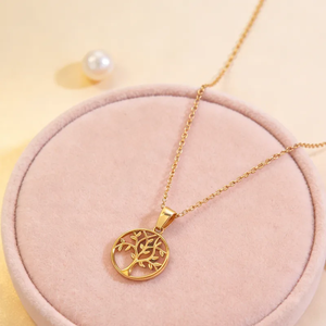 Collar con colgante geométrico elegante para mujer en acero inoxidable 304 con cadena de eslabones en O chapada en oro real de 18 quilates - Product Image 5