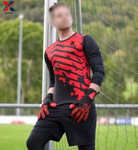 Ensemble d'uniformes de football à manches courtes, col en V, respirant, antibactérien, séchage rapide, anti-UV, qualité export, design personnalisé, prix de gros - Product Image 3