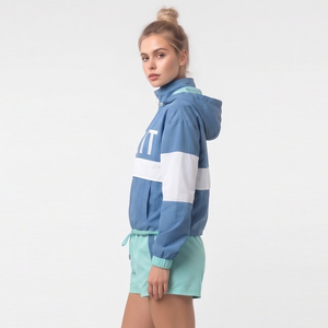 Conjunto de Sudadera con Capucha y Pantalones Cortos de Nylon 100% para Mujer, con Cierre de 3/4, Diseño de Letras Bordadas Personalizadas, Chaqueta con Capucha y Pantalones Cortos Deportivos - Product Image 3