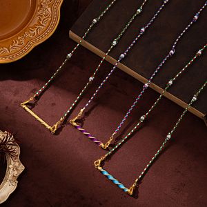 Collier de couleur pendentif cône de carte de tarot <span class=keywords><strong>littéraire</strong></span> européen et américain de vente chaude pour hommes bijoux de préservation de la couleur plaqués or - Product Image 6