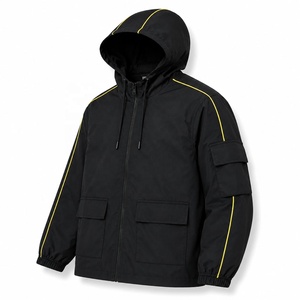 Veste coupe-vent à capuche personnalisée avec bandes réfléchissantes, style streetwear, vêtement de sport actif uni, manches longues - Product Image 3