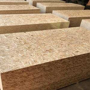 Tablero de Fibras Orientadas (OSB) Resistente, Apto para Estructuras, Revestimientos y Trabajos de Construcción Pesada - Product Image 3