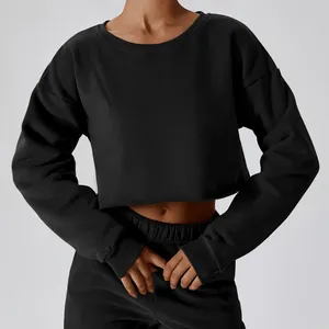 Sweat-shirt à capuche unisexe noir, coupe courte, col rond, coupe classique, manches longues, décontracté, tricoté, uni, en molleton écologique 100% coton - Product Image 1