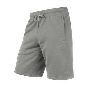 Shorts de sport pour hommes, style streetwear, écologiques, avec logo personnalisé, en polyester noir à séchage rapide, avec empiècements latéraux en mesh, pour le basketball. - Product Image 6