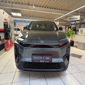 SUV Eléctrico Toyota C-HR Plus Lounge AWD con Paquete Sky Sound, Vehículo de Nueva Energía, Gran Autonomía, Crossover Familiar, Exportación - Product Image 2