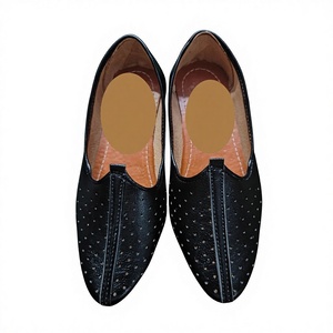 รองเท้าหนังแท้ทรงชัลลิสสำหรับผู้ชาย งานแฮนด์เมด แฟชั่นทันสมัย สีสั่งทำได้ กันน้ำ สไตล์วินเทจแบบฟาร์มเฮาส์ ทนทาน - Product Image 4