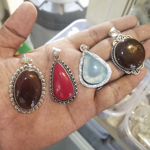 New Premium Multi Color Customized Agate Pendants Natural <b>Crystal</b> Irregular Shape Pendants Polished Gemstone Unisex Pendants - Product Image 3