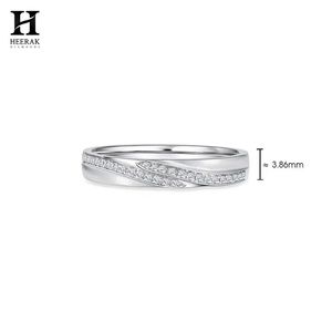 แหวนทองคำแท้แบบกำหนดเอง ประดับเพชรสองแถว ดีไซน์ไมโครเพฟ สำหรับวันครบรอบ งานจิวเวลรี่ชั้นดี ขายส่ง - Product Image 2