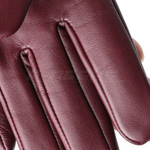 Gants en cuir pour femmes, marque privée, sans doublure, coupe ajustée, longueur poignet, doigts complets, style élégant et uni, gants d'hiver, vente en gros - Product Image 4