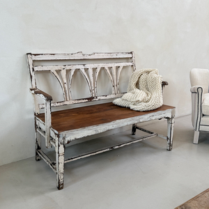Banco de Madera Rústico Vintage, Pintado en Blanco Desgastado, Asiento de Madera Maciza para Entrada, Iglesia, Comedor, Pasillo, Sala de Estar - Product Image 6