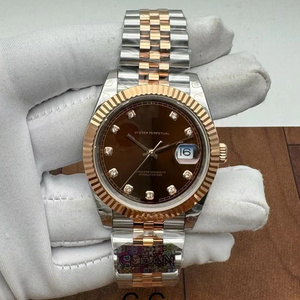 Montre mécanique de luxe vintage 40 mm bicolore or et acier, style hip-hop, avec date, cadran marron, lunette cannelée, saphir de haute qualité, mouvement ETA - Product Image 1