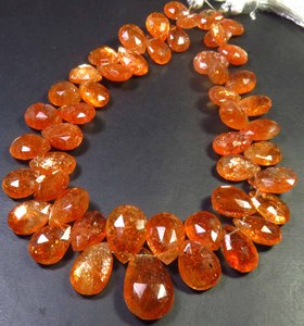 Perles de pierre de soleil naturelle de haute qualité, facettées en poire, orange, à éclat complet, effet confettis arc-en-ciel, 8-16 mm, brin de 8 pouces, pour bijoux - Product Image 1