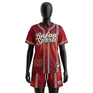 ชุดเสื้อยืดแขนกุดและกางเกงขาสั้นผู้หญิง ผ้าโพลีเอสเตอร์เนื้อนุ่ม 180 GSM ลายทางสีแดง พร้อมโลโก้สั่งทำพิเศษ - Product Image 3