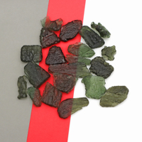 Moldavite naturelle de la République tchèque Pierre précieuse brute Pierres de moldavite verte naturelle pour bijoux Prix de gros Pierres précieuses en vrac