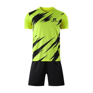 Vêtements de sport confortables pour hommes, uniforme de football 100% polyester, uniforme de football sur mesure pour hommes - Product Image 5