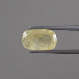 พลอยแซฟไฟร์สีเหลืองธรรมชาติแบบเม็ดเดี่ยว |   เพชรทรงคุชชั่นขนาด 12x8 มม. เกรด AAA รับรองโดย IGI น้ำหนัก 6.25 กะรัต แบบเคลือบแว็กซ์/น้ำมัน สำหรับเครื่องประดับ - Product Image 1