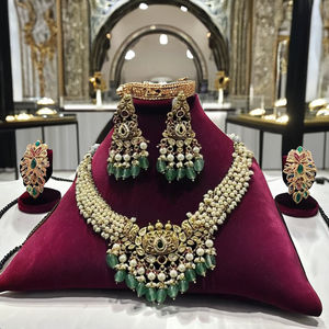 แบบดั้งเดิมดูทองชุบด้วยไข่มุกชุดสร้อยคอลาย kundan พร้อมต่างหูอินเดียงานแต่งงานปาร์ตี้เครื่องประดับสำหรับผู้หญิง - Product Image 1