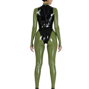Mono largo de mujer verde oliva con revestimiento de PU, cuello alto, cintura alta, ajustado, de manga larga, con empalmes, estilo clubwear, corte ceñido. - Product Image 2