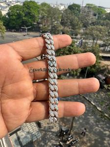 Pulsera de Cadena Iced Link de Plata 925 Chapada en Oro de Alta Calidad, Estilo Hip Hop Cubano, con Moissanita VVS Certificada, Esplendor Brillante - Product Image 4