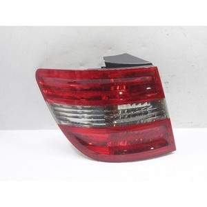 Luz Trasera Izquierda Usada Clase B A1698202564 - Product Image 1